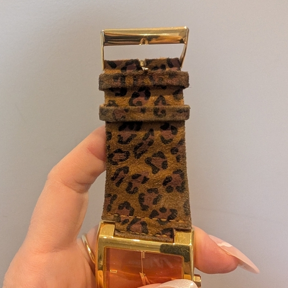 Joan Rivers Gold and Brown Watch with Bold Design - Picture 3 of 11